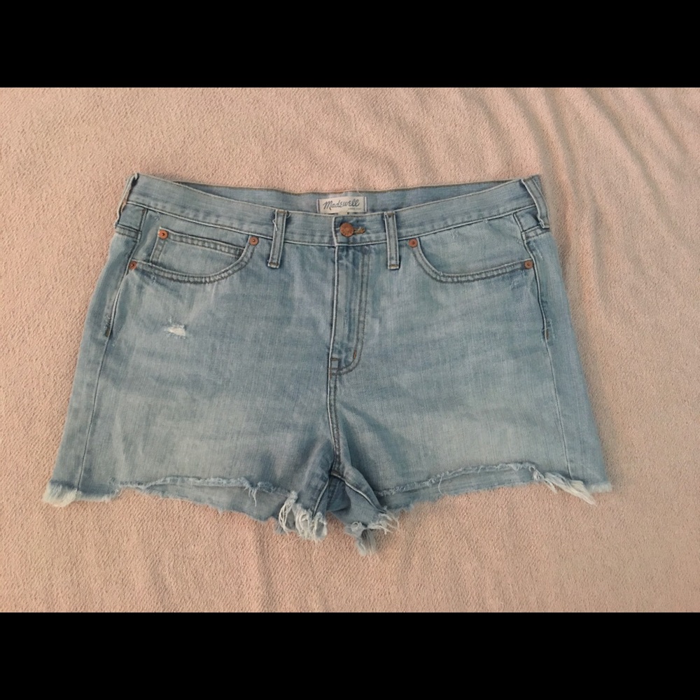 Madewell Jean shorts. Frayed raw hem